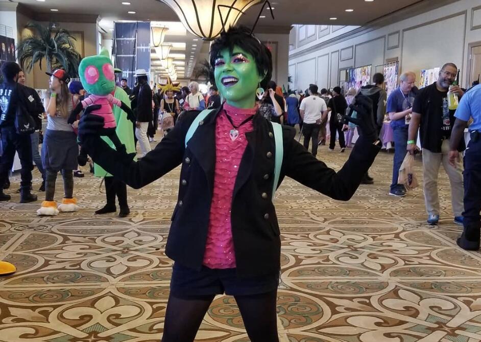 不满待遇 西安长安易居幼儿园24名幼师集体坐地讨说法_爱游戏app官方网站